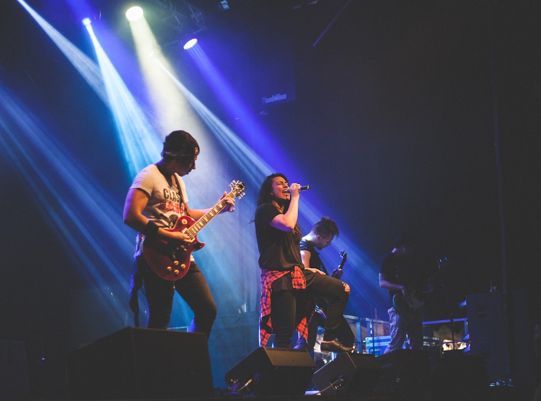 Photo Musician performing