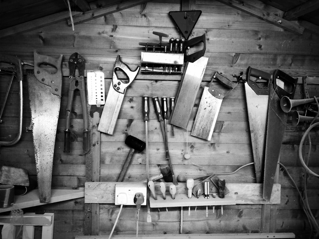 Starting a Handyman Business in Ontario: A Complete Guide