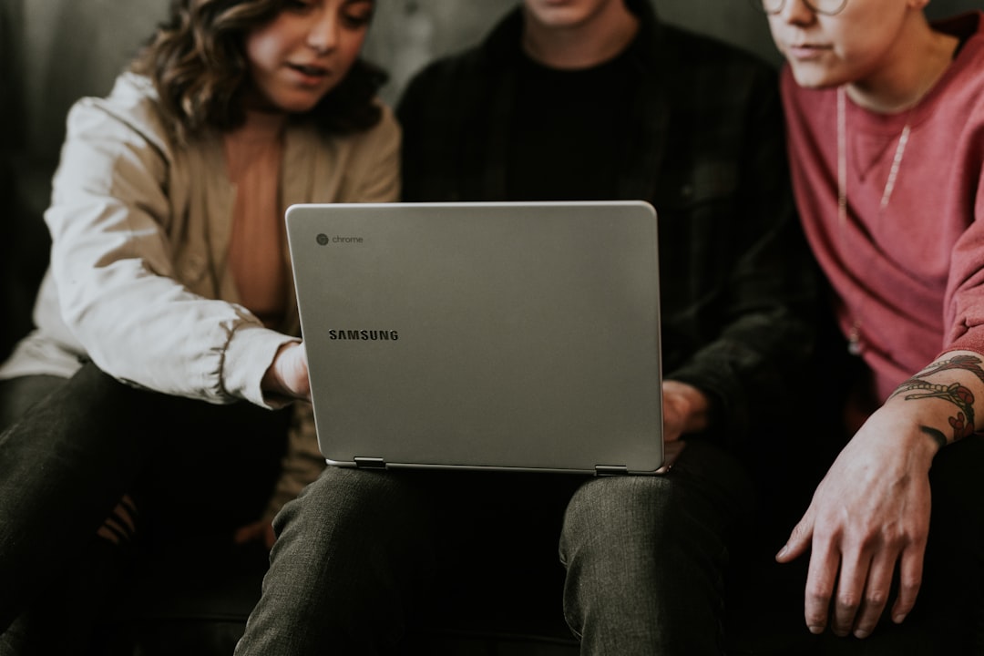 Blogger Influencer Marketing: Is Blogging Still Effective?